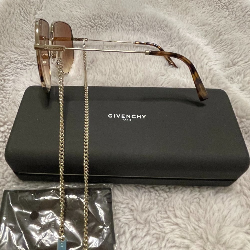 GIVENCHY Women Sunglasses GV-7183-S. NEW & AUTHENTIC - Picture 8 of 9